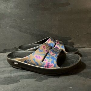 OOFOS Ooahh Rainbow Leopard Womens Size 9 Slides Black Rubber Sandals Shoes